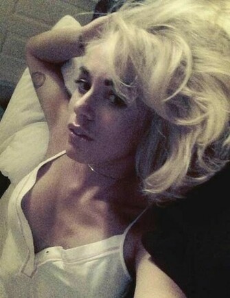 Leah Photo Gallery Hot Photos Image And Wallpaper Of Rachelle