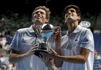 Nicolas Mahut And Partner Looking Up Wallpaper