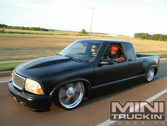 Mini Truckin Wallpaper November Chevy S10 Frong Angle Motion