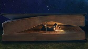Book Worm Desktop Pc And Mac Wallpaper