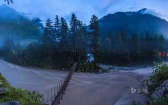 Parvati River In Kasol Himachal Pradesh India Bing Wallpaper