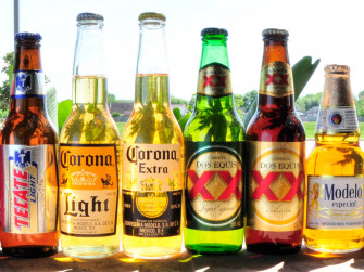 Modelo Especial Beer Bottles Display Wallpaper