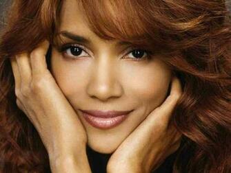 Halle Berry HD Wallpaper Hollywood