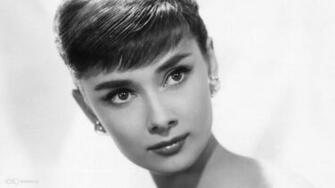 Audrey Hepburn Desktop Wallpaper