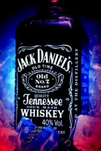 Wallpaper Jack Daniels Barman In Red