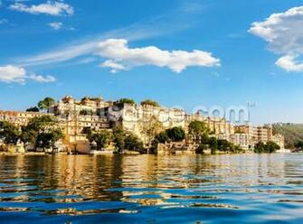 Palace In Udaipur Rajasthan Wallpaper Mural Wallsauce Us