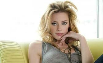 Amber Heard Wallpaper