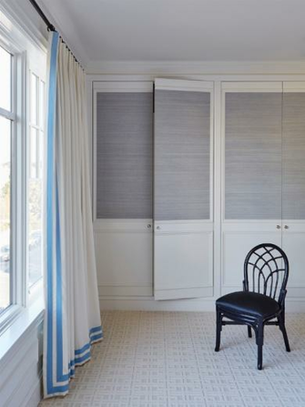 Grasscloth On Bi Fold Closet Doors Wallpapered Png