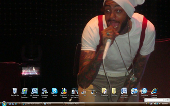 Travie Mccoy Wallpaper By Yuzukiichan