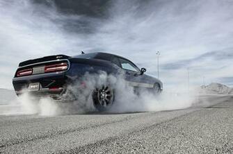 Dodge Challenger Srt Hellcat Wallpaper Background