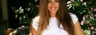 Brunettes Erica Ellyson Wallpaper