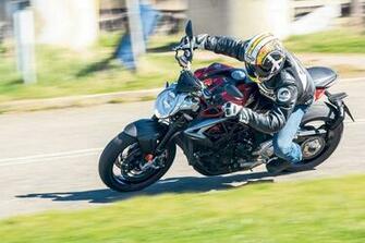 Mv Agusta Brutale 800rr On Re