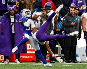 Justin Jefferson One Handed Catch Minnesota Vikings X
