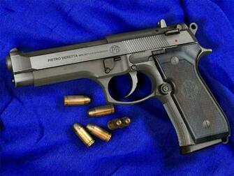 Beretta 92fs Wallpaper Image Photos Pictures Background