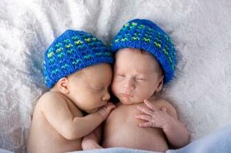 Photos Sweet Nice Twins Babies Wallpaper