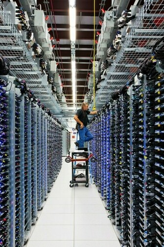 Technology Data Center Wallpaper High Resolution