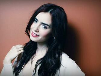 Lily Collins HD Wallpaper Apnatimepass