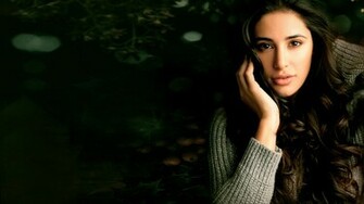 Nargis Fakhri Wallpaper HD