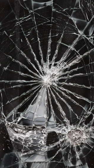 Broken Glass Wallpaper