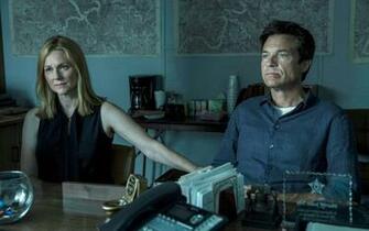 Ozark Re Clich S Aside This Is A Deeply Gripping Drama
