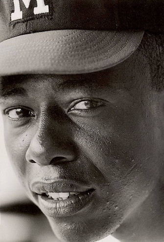 Hank Aaron Close Wallpaper