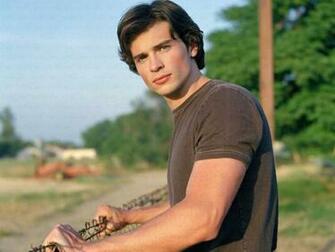Tom Welling HD Wallpaper