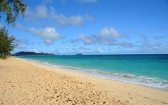 Seashore Of Wavees Wallpaper
