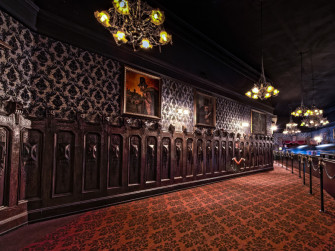 These Haunted Mansion Wallpaper