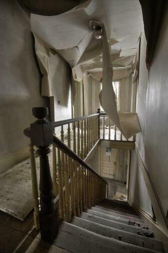 Drooping Wallpaper Inside An Abandoned Ontario Farmhouse X