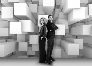 Dynamo And Kelly Hoppen Create Illusions With Wallpaper