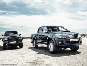 Wallpaper Toyota Hilux Pickup Old And New
