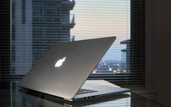 Macbook Pro Retina HD Wallpaper
