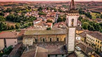 Vinci Tuscany Italy Church Of Santa Croce Wallpaper