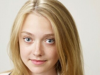 Dakota Fanning Wallpaper Photos Desktop