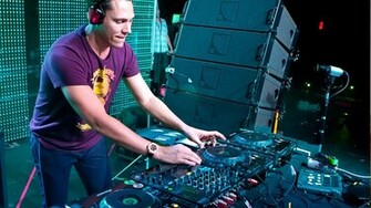 Dj Tiesto Wallpaper Background