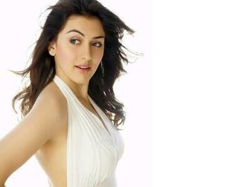 Tamil Actress Hansika HD Wallpaper