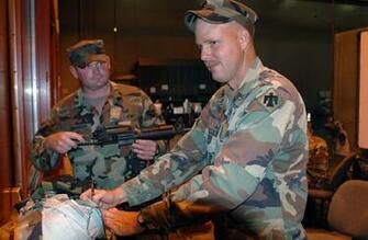 Us Army Usa Staff Sergeant Ssg Mark Anderson Background