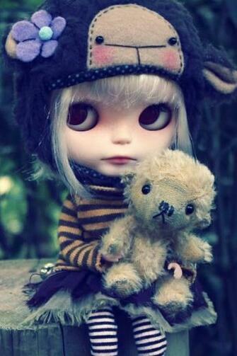 Cute Doll iPhone 4s Wallpaper iPad