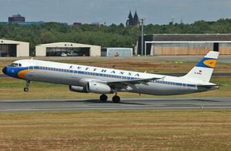 The Old Fashioned Airbus A321 Lufthansa Aircraft Wallpaper