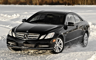 Mercedes Elegance Wallpaper