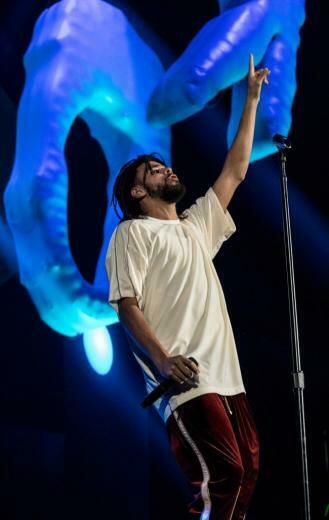 Pod Photos J Cole S Kod Tour At Allstate Arena
