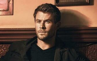 Chris Hemsworth Wallpaper High Quality Resolution
