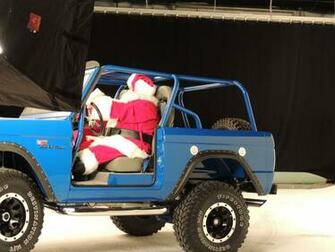 Ford Bronco Suv Santa Christmas R Wallpaper