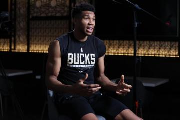 In Photos Bucks Prepare For Game Photo Gallery Nba