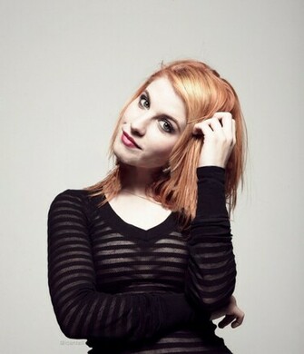 Hayley Williams Photoshoot Wallpaper
