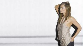 Stana Katic Photos HD