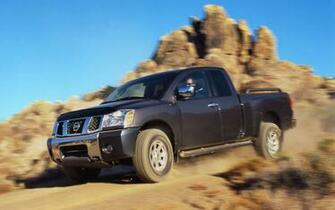 Nissan Titan King Crew Cab Xe Le Se Widescreen