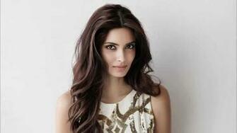 Diana Penty Photos HD Image Photo Gallery Wallpaper