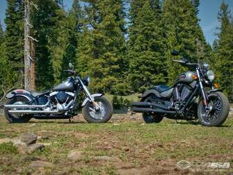 Harley Softail Slim Comparison Picture Of Motorcycle Usa