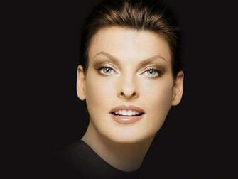 Linda Evangelista HD Wallpaper